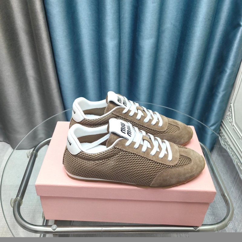 Miu Miu Casual Shoes